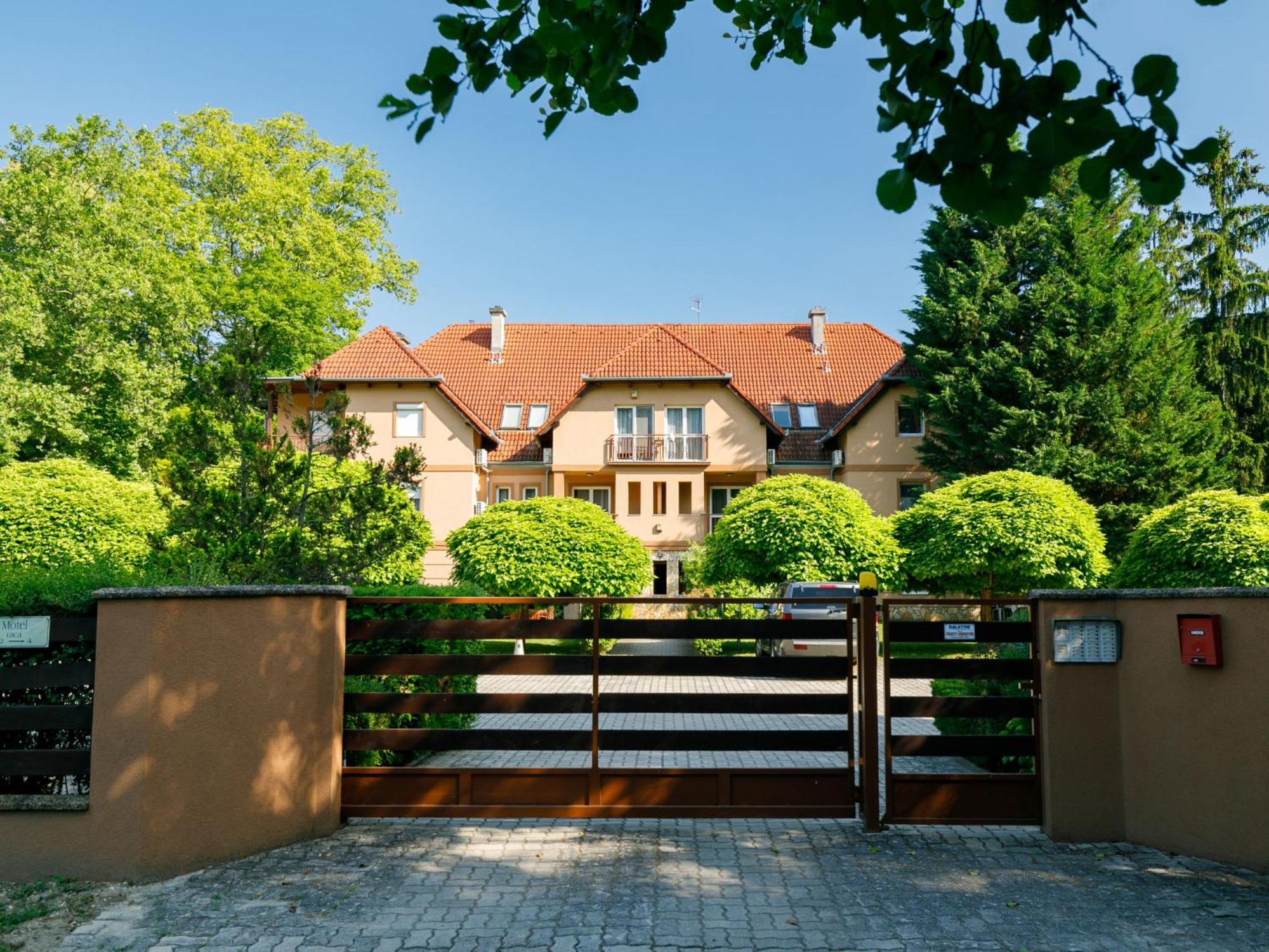 Apartment Catalpa By Interhome Balatonföldvár Zewnętrze zdjęcie